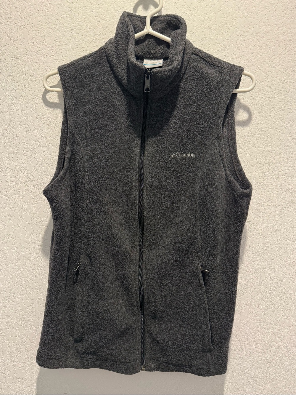 Columbia vest size L